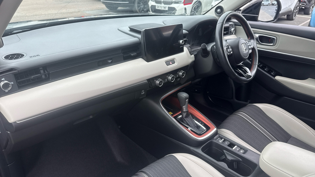 Honda Hr-V Advance Style WH22AAZ Grey #2