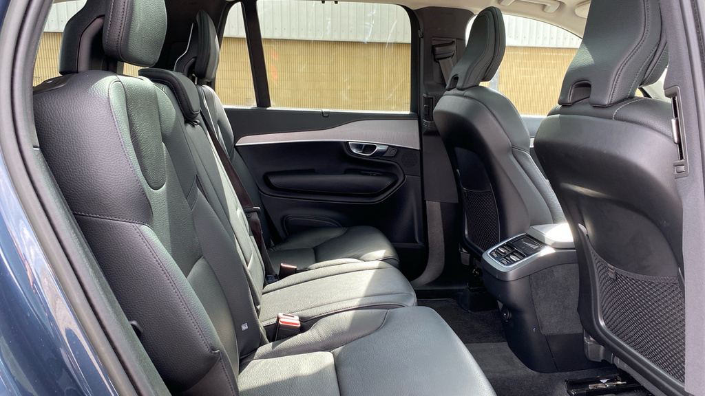 Volvo XC90 Plus Blue #6