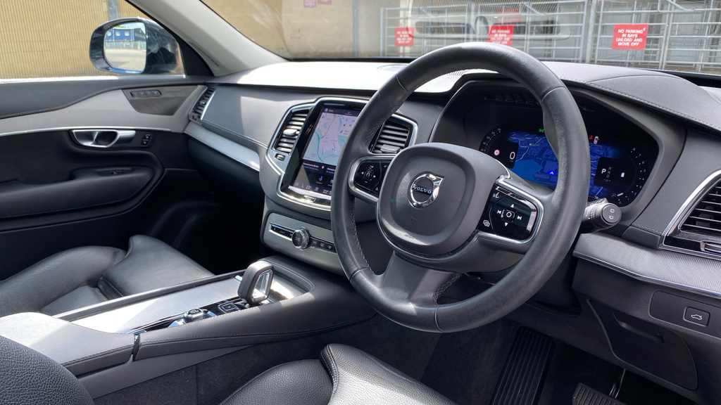 Volvo XC90 Plus Blue #4