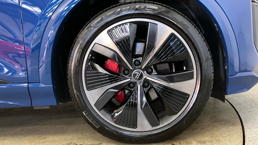 Audi Q6 E-Tron Edition 1 RK25FXJ Blue #5