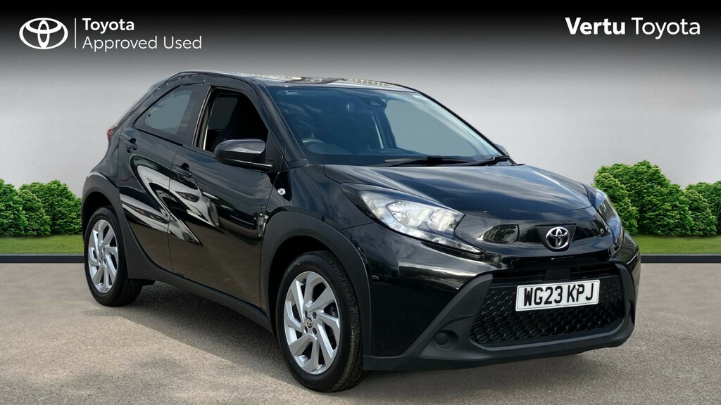 Toyota Aygo X Pure Black