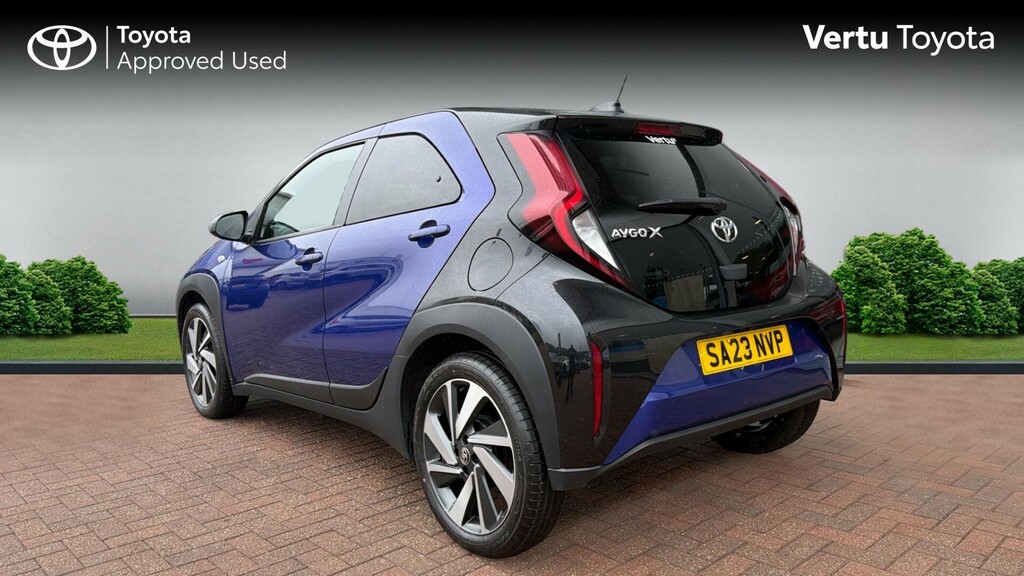 Toyota Aygo X Edge Blue #4