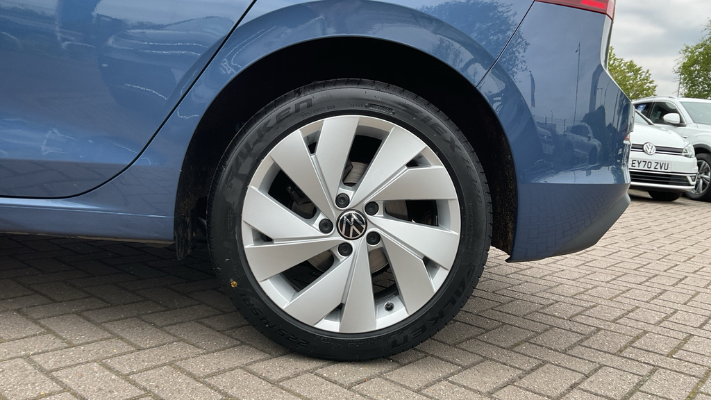 Volkswagen Golf Match Blue #5