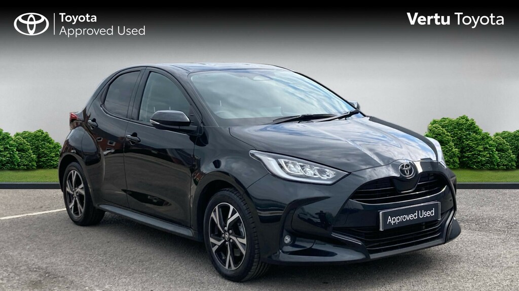 Toyota Yaris Design Black