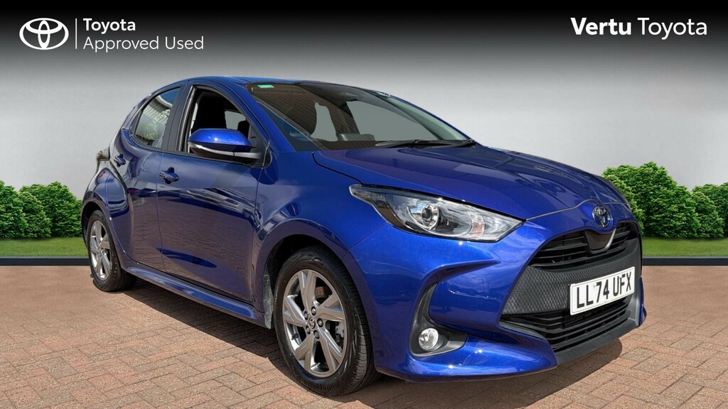 Toyota Yaris Icon Blue