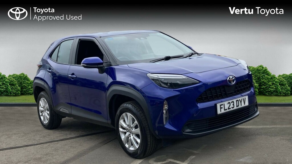 Toyota Yaris Cross Icon Blue