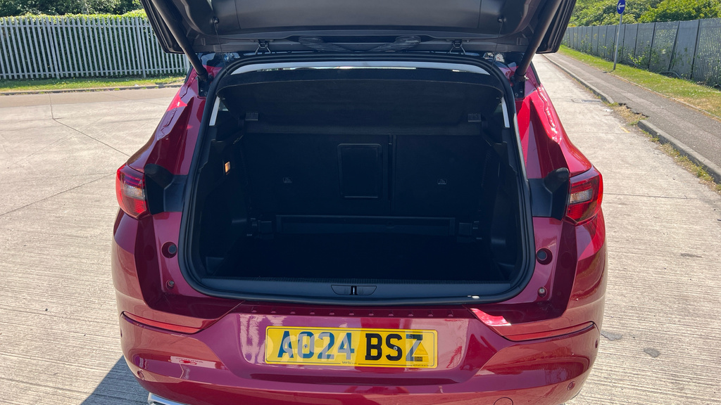 Vauxhall Grandland Ultimate AO24BSZ Red #4