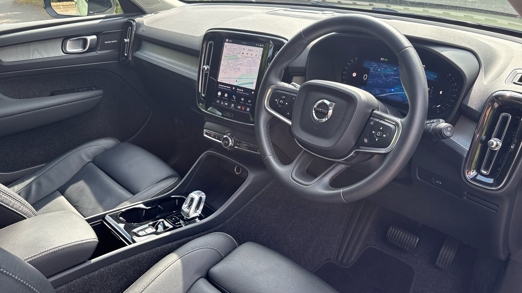 Volvo XC40 Ultra Green #4