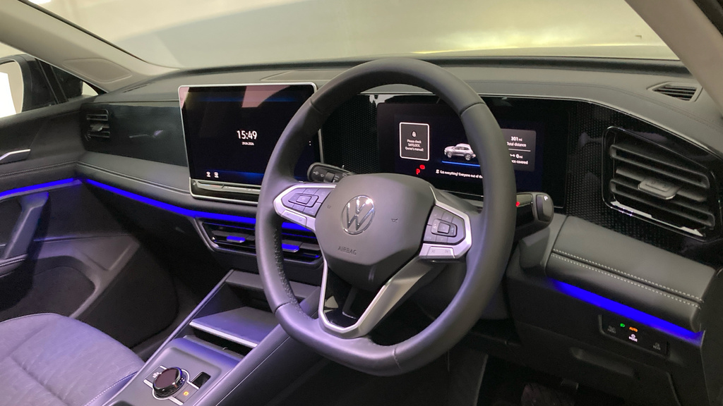 Volkswagen Tiguan Match YK26UHD Black #6