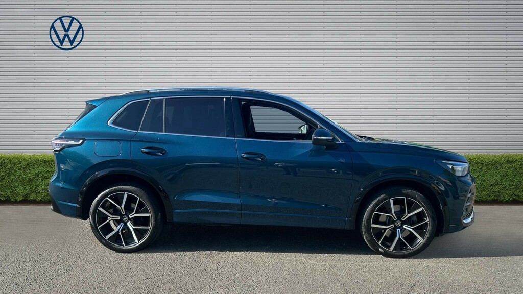 Volkswagen Tiguan R-line DF25AXN Blue #4