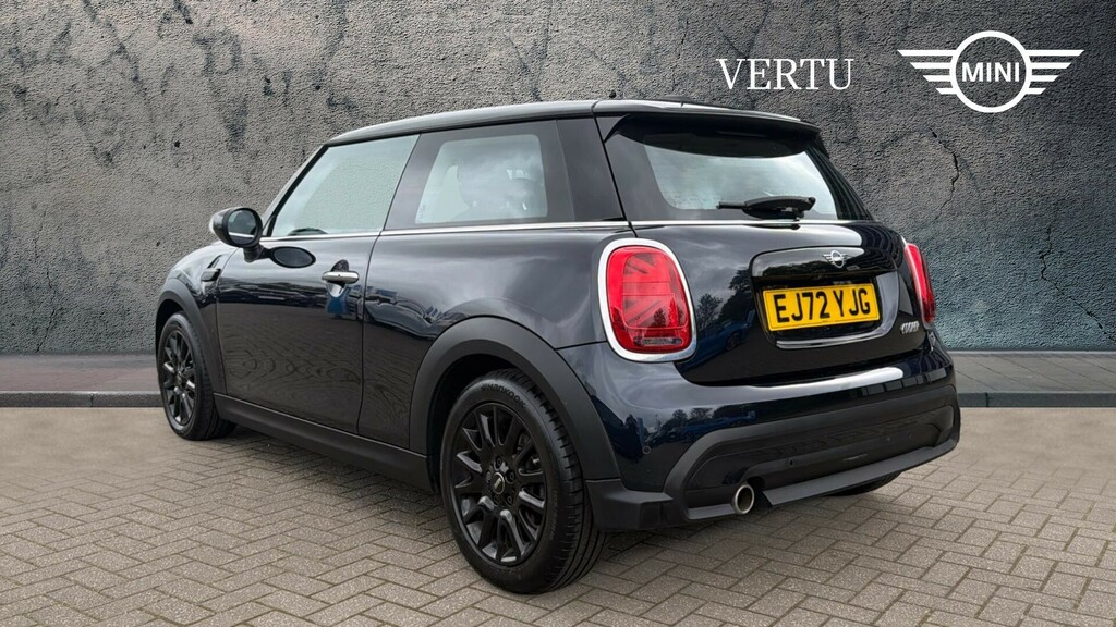 Mini Hatch Cooper Classic EJ72YJG Black #2