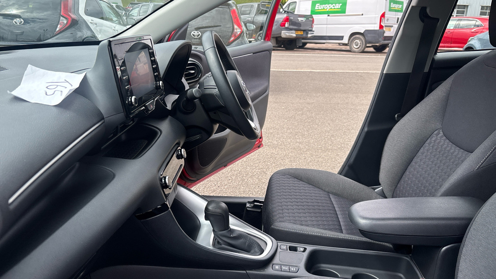 Toyota Yaris Icon EO23ZHZ #5