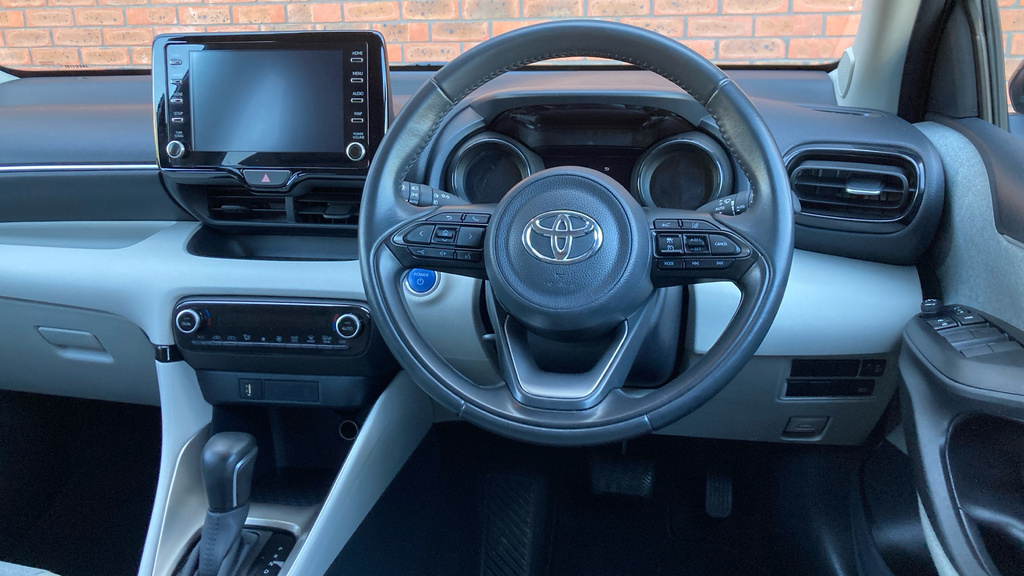 Toyota Yaris Excel GU21HZG Grey #6