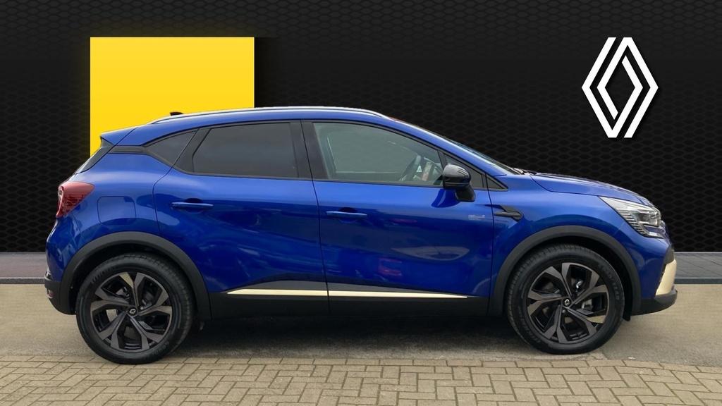 Renault Captur Engineered Blue #5