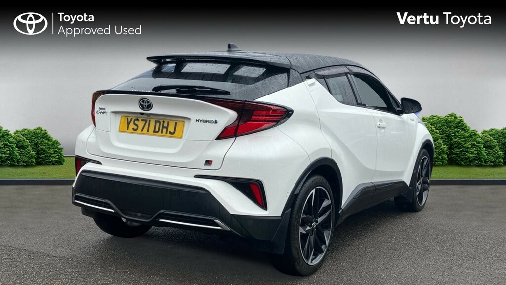 Toyota C-Hr Gr Sport YS71DHJ White #2