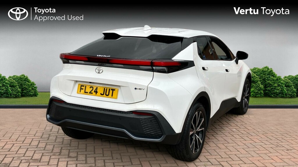 Toyota C-Hr Design FL24JUT White #2