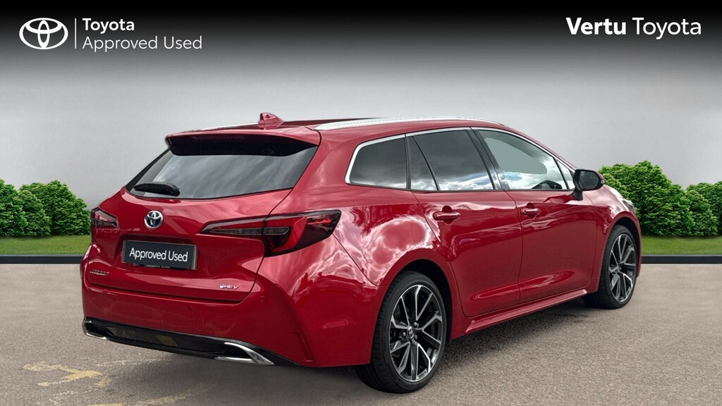 Toyota Corolla Excel #2