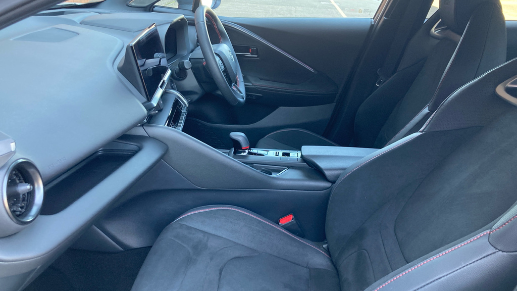 Toyota C-Hr Gr Sport YP75VCC Silver #5