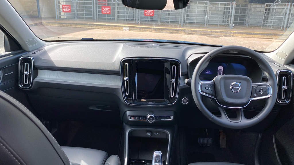 Volvo XC40 Ultra Blue #5