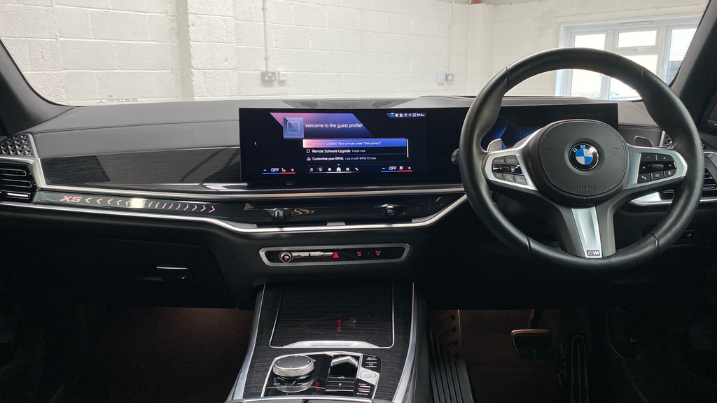 BMW X5 M M Sport White #4