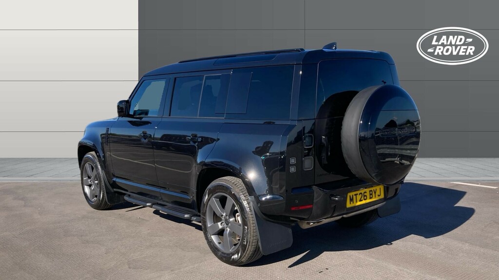 Land Rover Defender 110 X-dynamic Hse MT26BYJ Black #2