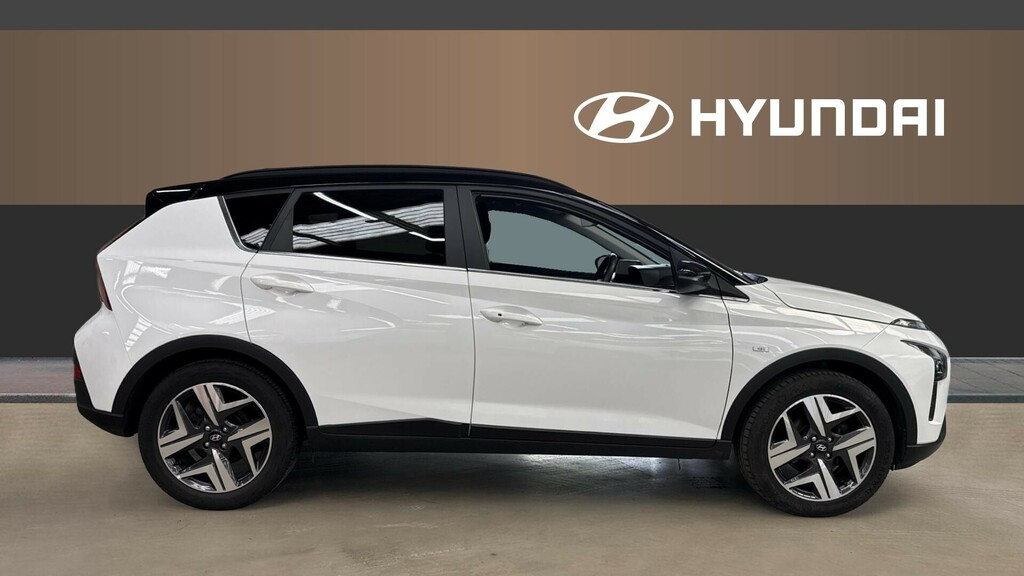 Hyundai Bayon Ultimate URZ8783 White #5