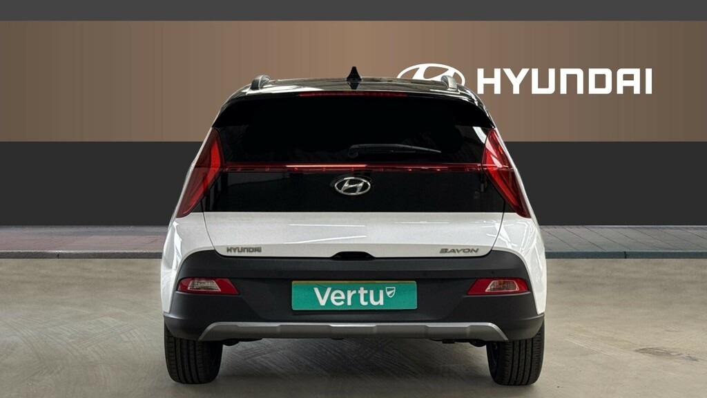Hyundai Bayon Ultimate URZ8783 White #6