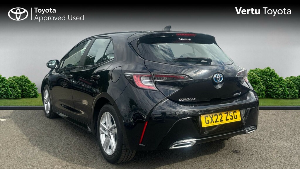 Toyota Corolla Icon Tech GX22ZSG Black #4