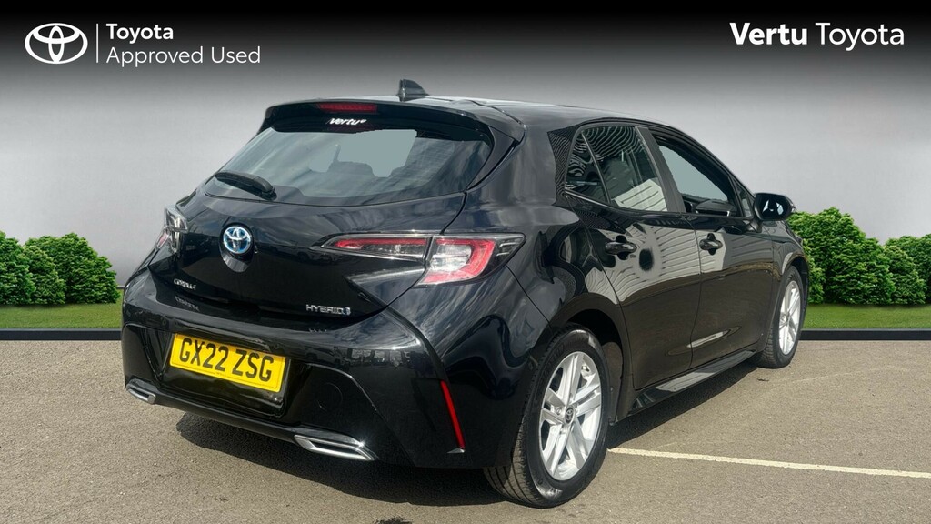 Toyota Corolla Icon Tech GX22ZSG Black #2