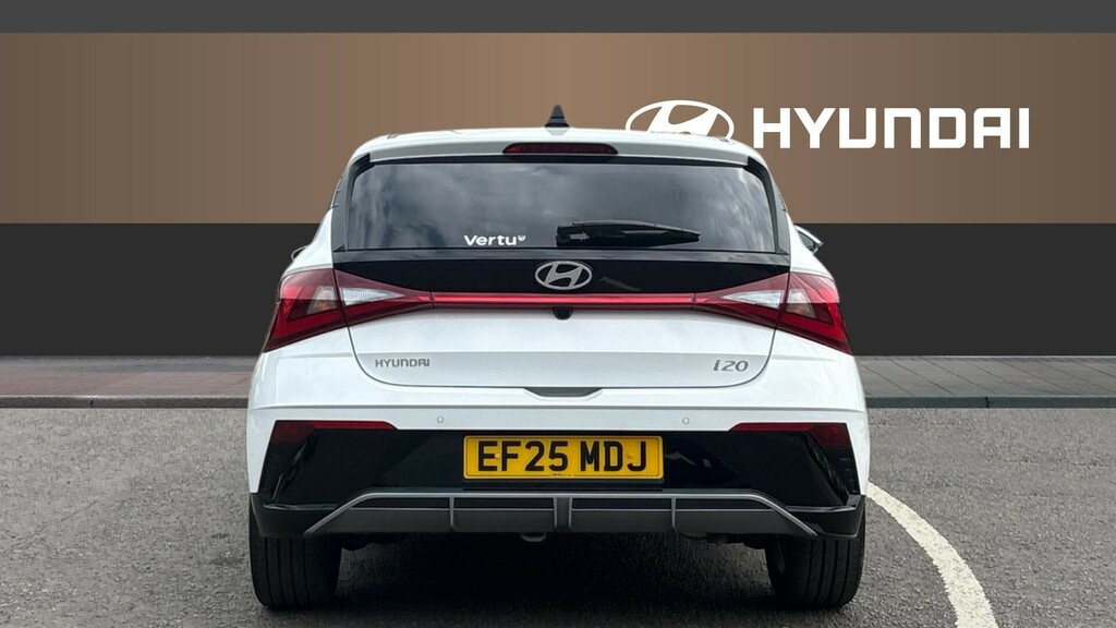 Hyundai I20 Premium White #6