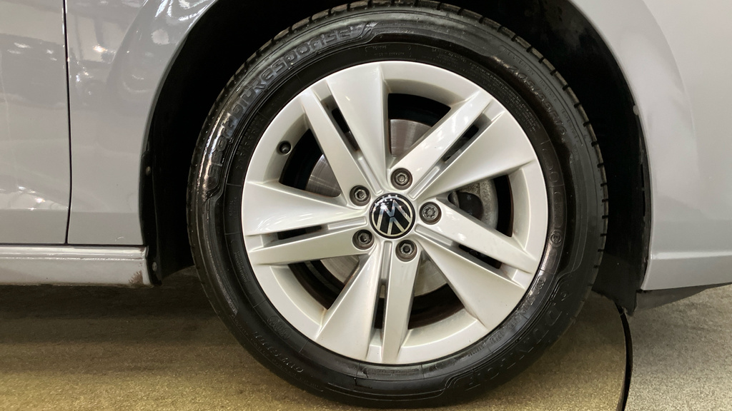 Volkswagen Golf Life Grey #5