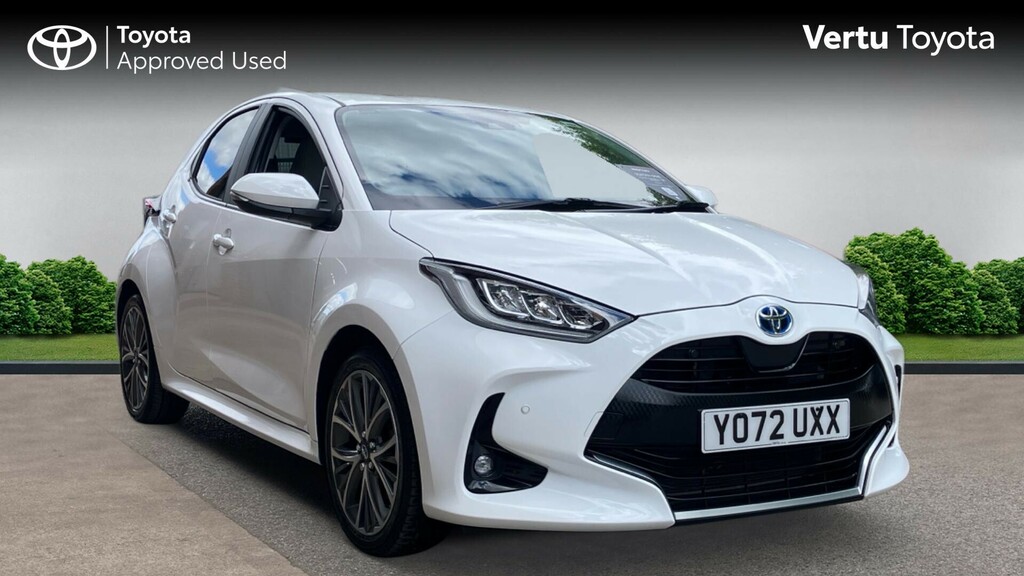Toyota Yaris Excel White