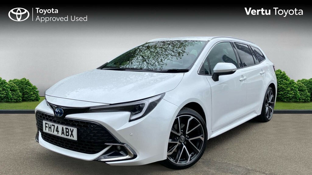 Toyota Corolla Excel White #3