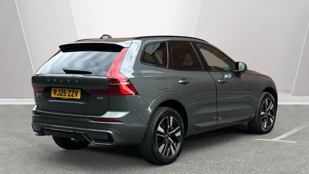 Volvo XC60 Plus Green #2