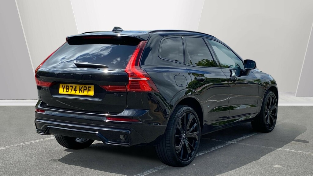 Volvo XC60 Plus Black Edition YB74KPF Black #2