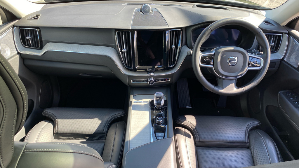 Volvo XC60 Ultra RV25THF Black #5