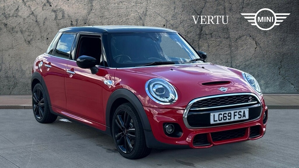 Mini Hatch Cooper S Sport Red