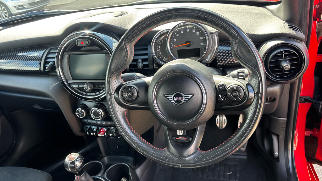 Mini Hatch Cooper S Sport LG69FSA Red #5