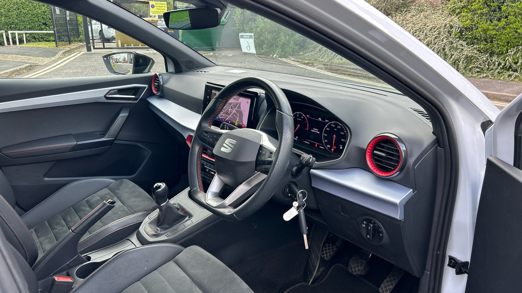 Seat Ibiza Fr Sport FD73YFC White #6