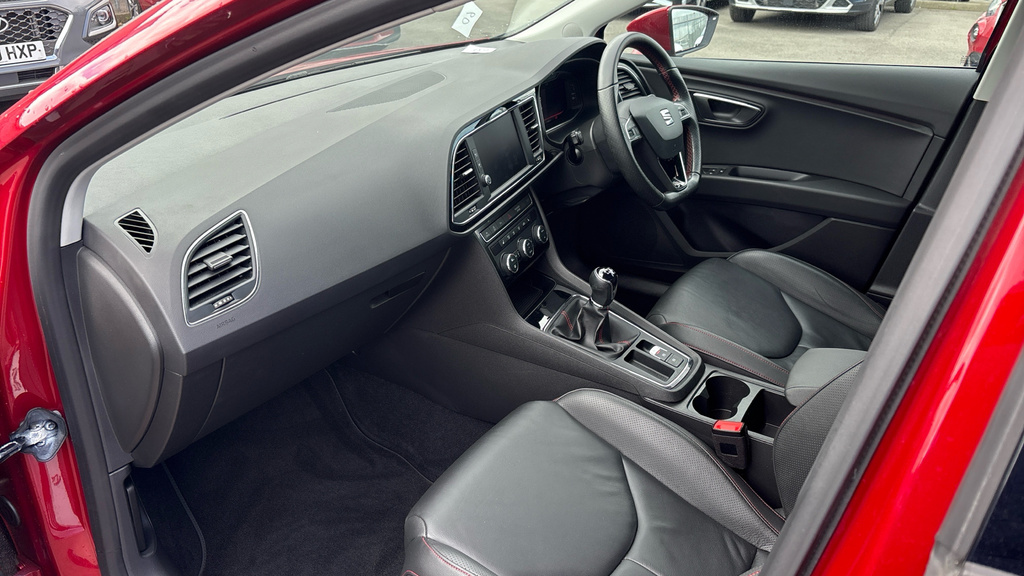 Seat Leon Fr Sport Red #2