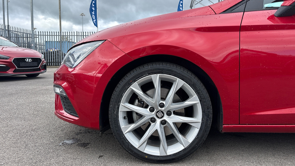 Seat Leon Fr Sport Red #5