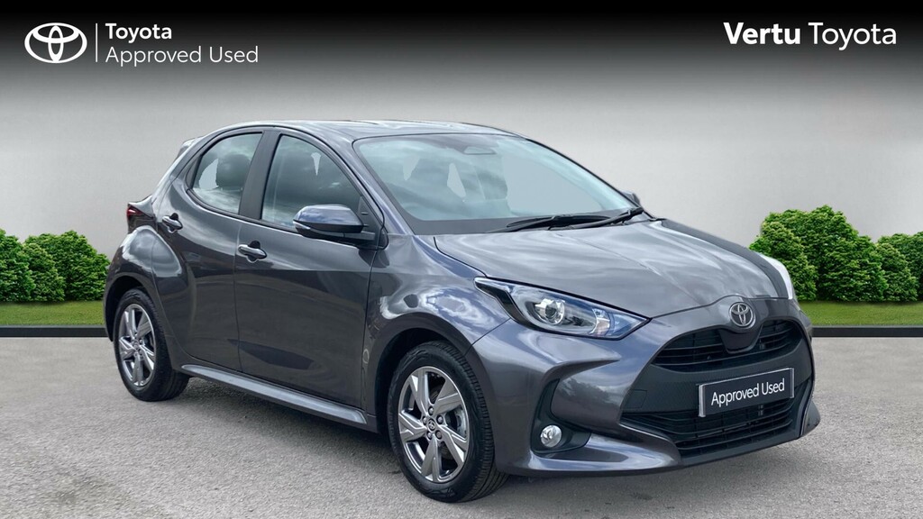 Toyota Yaris Icon Grey