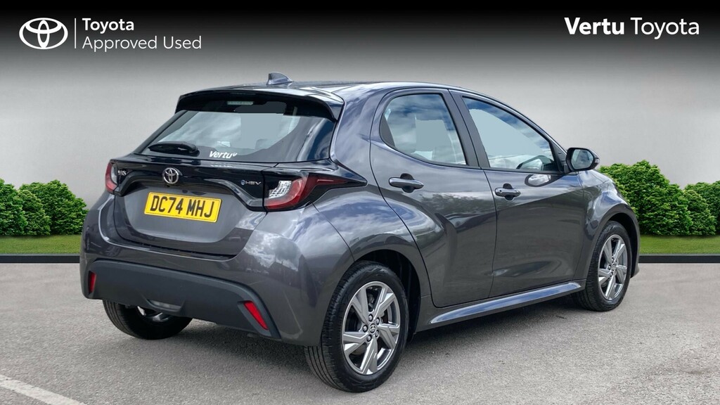 Toyota Yaris Icon Grey #2