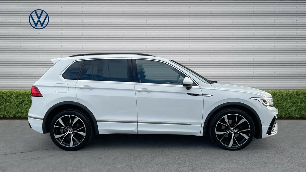 Volkswagen Tiguan R-line DF72UMM White #4