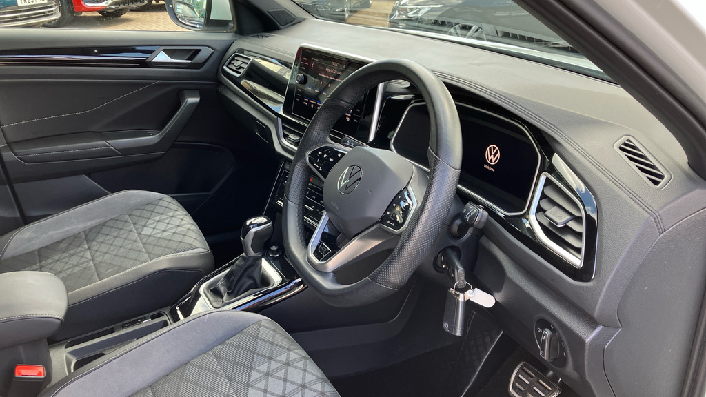 Volkswagen T-Roc R-line NG72WMC White #6