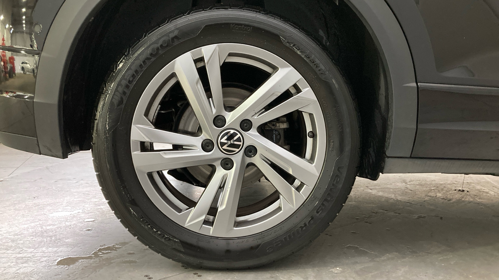 Volkswagen T-Roc R-line EX23SDV Black #5