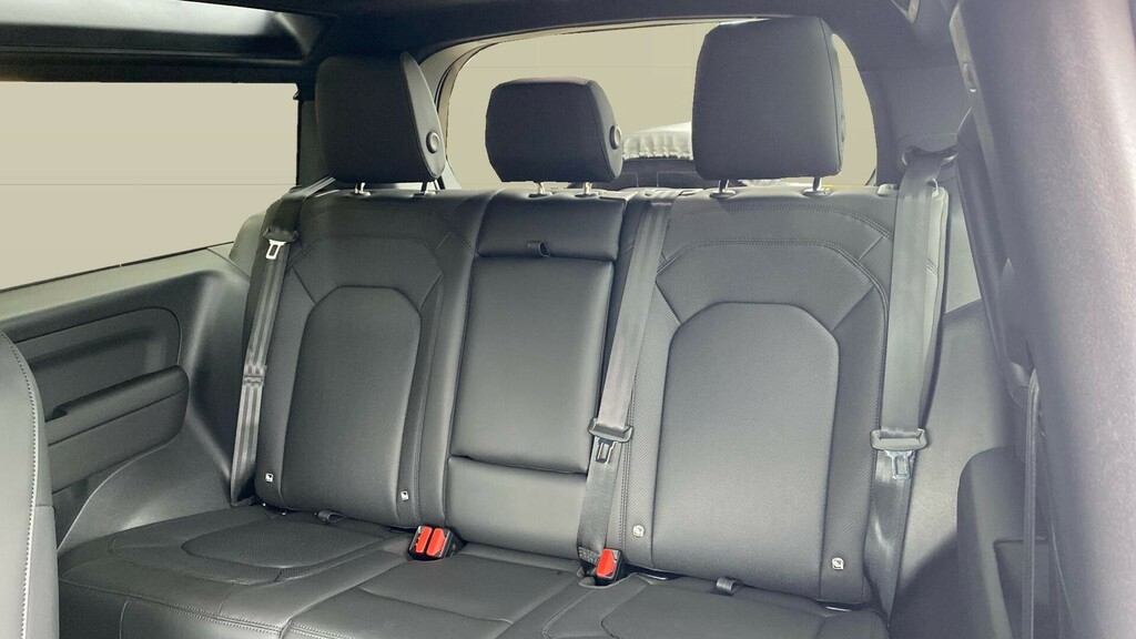 Land Rover Defender 90 X-dynamic Se WK74FNZ Brown #4