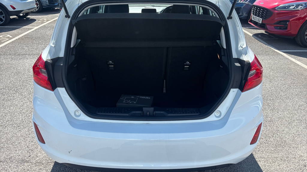 Ford Fiesta Zetec White #4