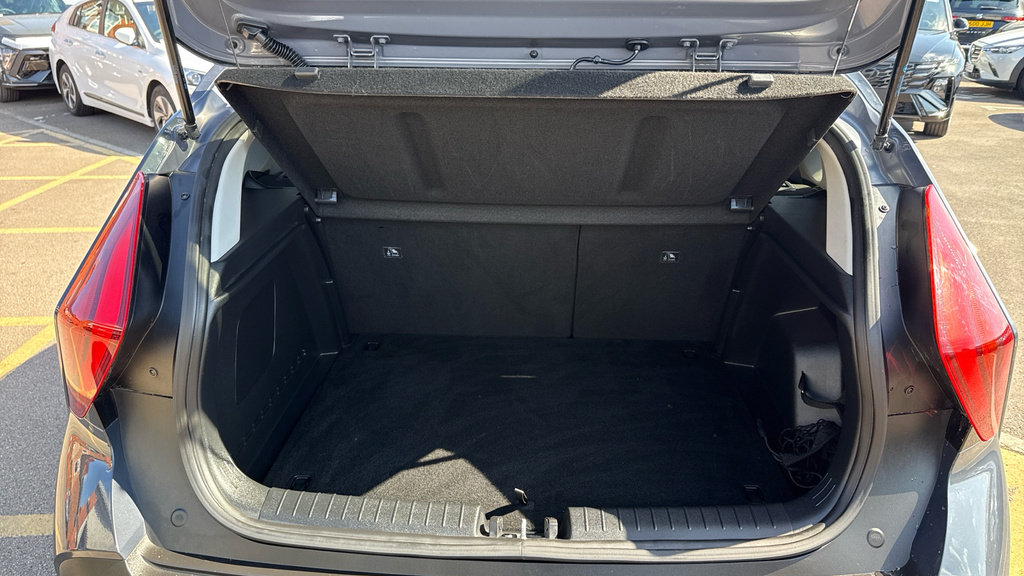 Hyundai Bayon Premium Grey #4