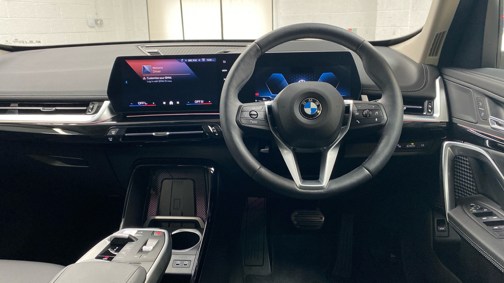 BMW X1 Xline YH75KDO Black #5